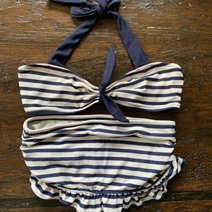 Gap kids navy striped 2 piece 6/7